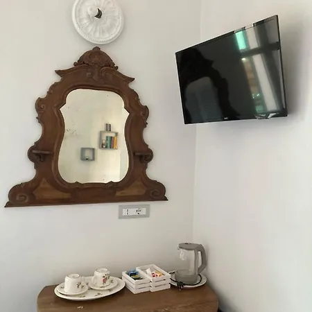 Casa Italia Konukevi Spotorno